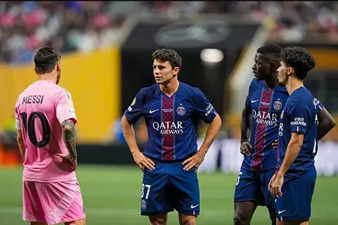 ليفربول يرصد 130 مليون يورو لخطف نجم باريس سان جيرمان